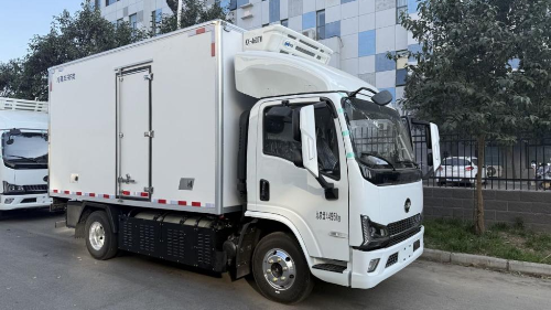 150 camions légers équipés de piles à combustible à hydrogène Weichai WEF80 soutiennent la logistique urbaine du froid et de la livraison express